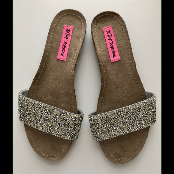 betsey johnson slides